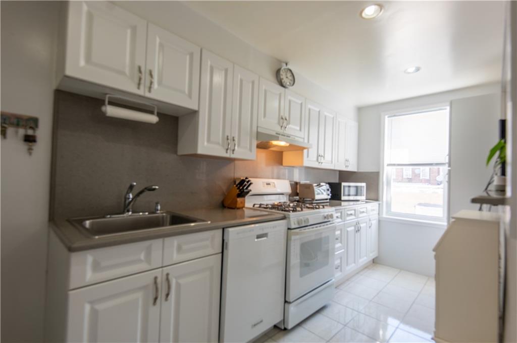 2041 Ford Street, Brooklyn, New York, 11229 image 7