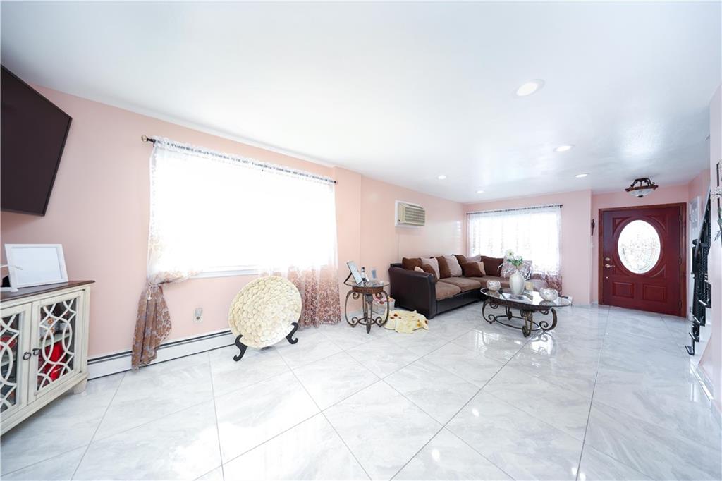 49 Lewiston Street, State Island, New York, 10314 image 14