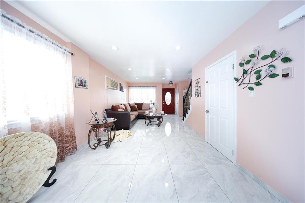 49 Lewiston Street, State Island, New York, 10314 image 15