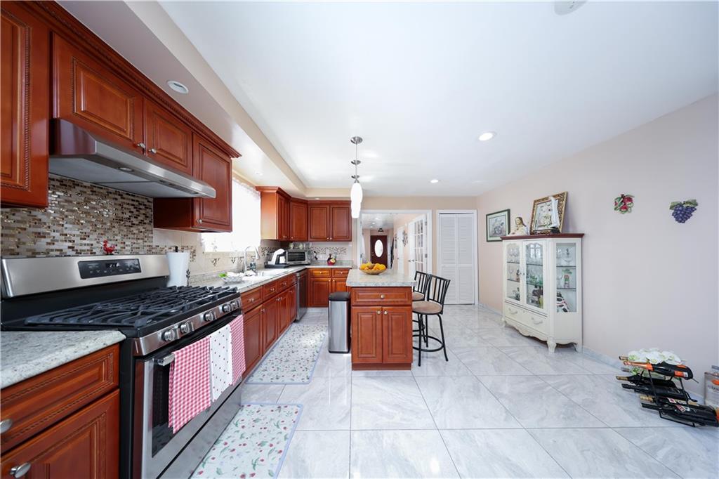 49 Lewiston Street, State Island, New York, 10314 image 20