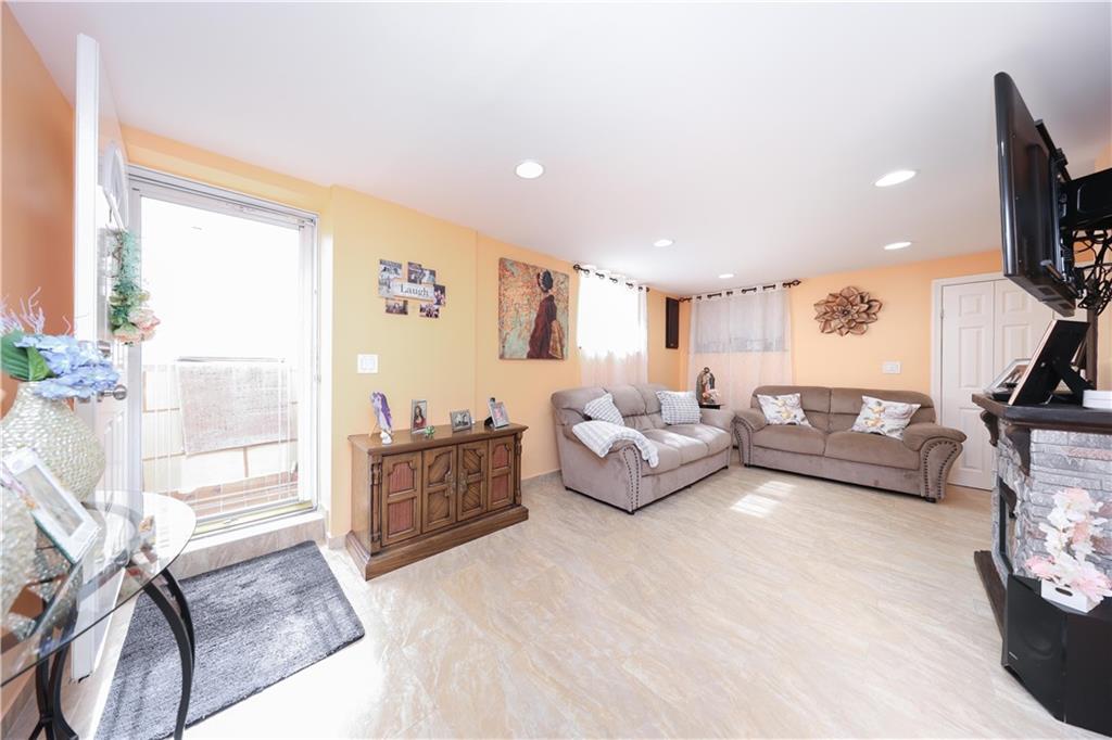 49 Lewiston Street, State Island, New York, 10314 image 37