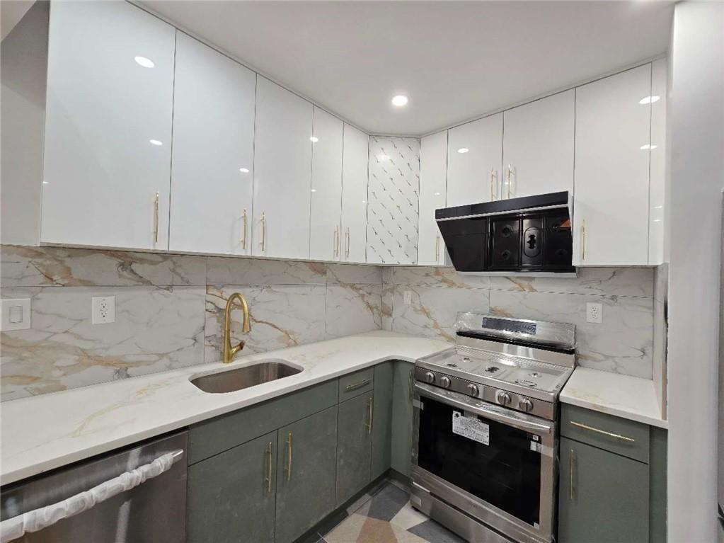 1383 Shore Parkway Image 4