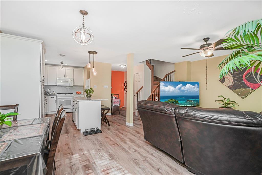 72 Eric Lane, Staten  Island, New York, 10308 image 17