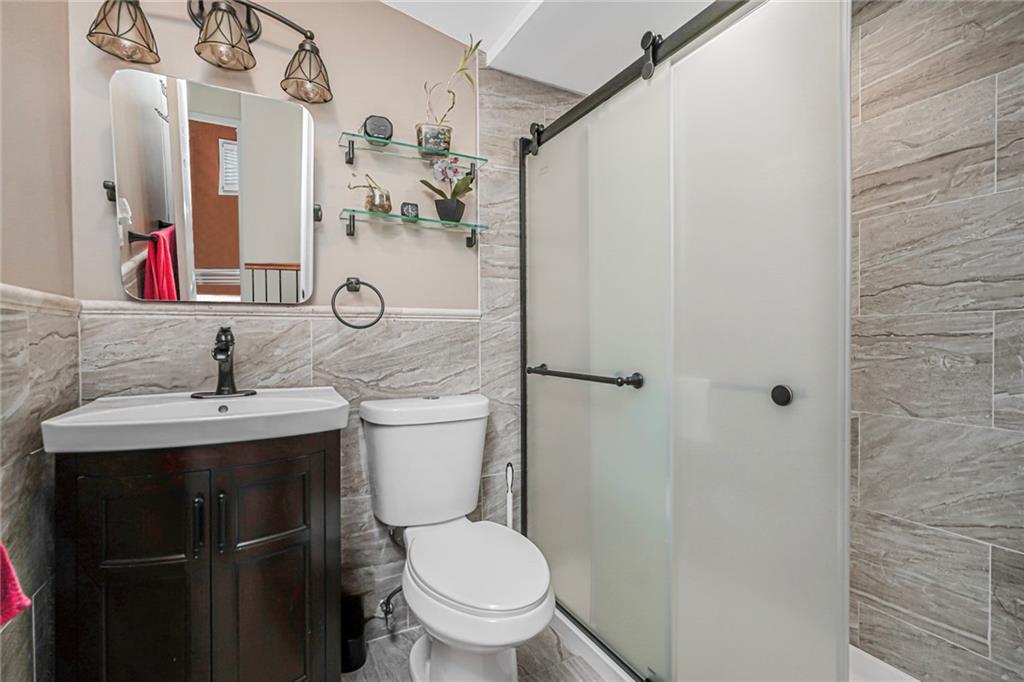 72 Eric Lane, Staten  Island, New York, 10308 image 25