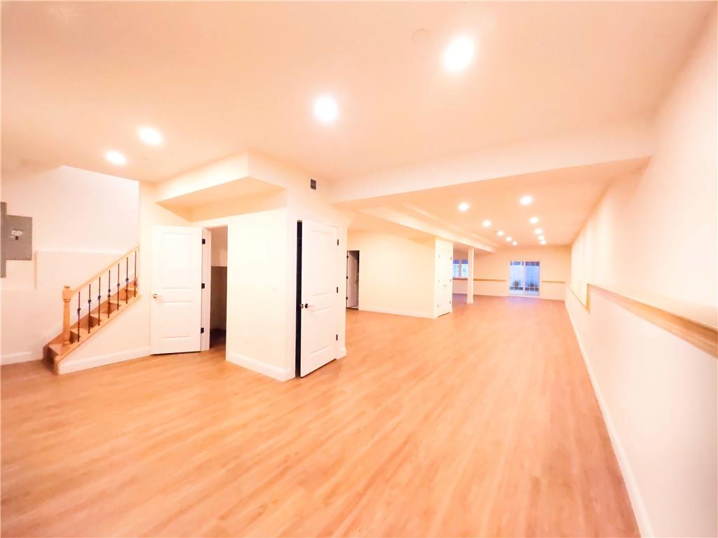 372 Sharon Avenue, Staten  Island, New York, 10301 image 28