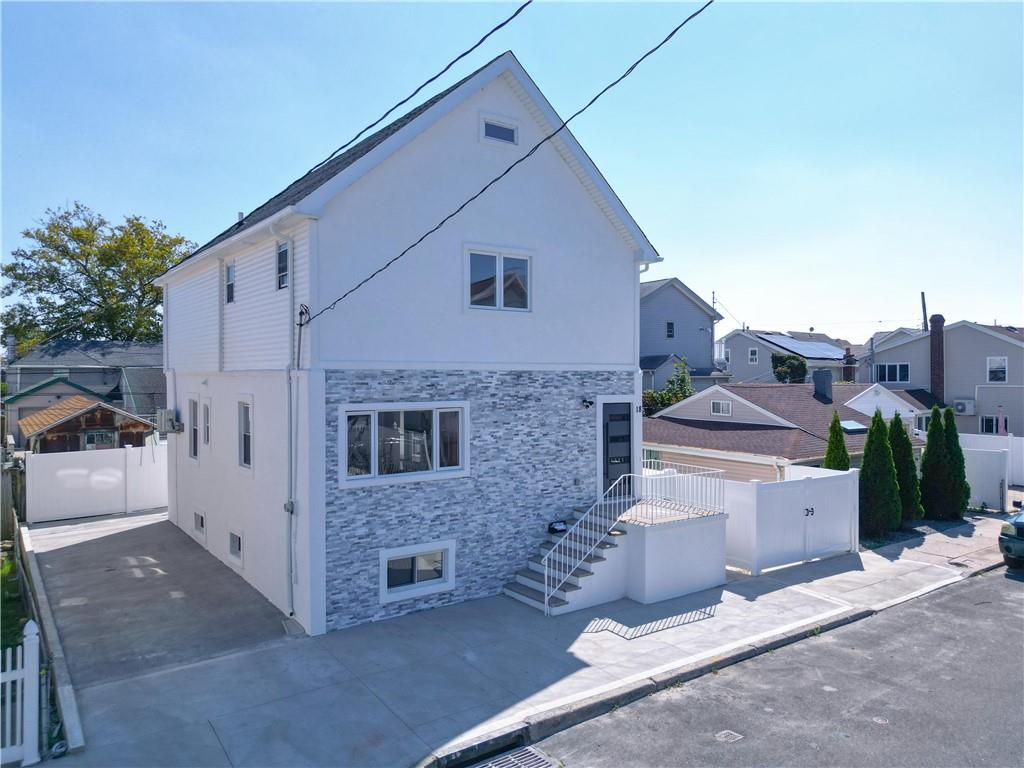 18 Cyrus Avenue Image 2