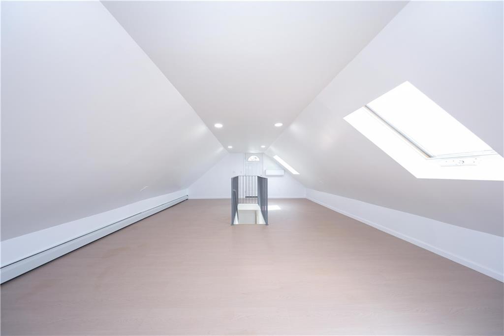 18 Cyrus Avenue, Brooklyn, New York, 11229 image 19