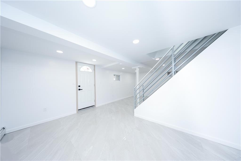 18 Cyrus Avenue, Brooklyn, New York, 11229 image 22