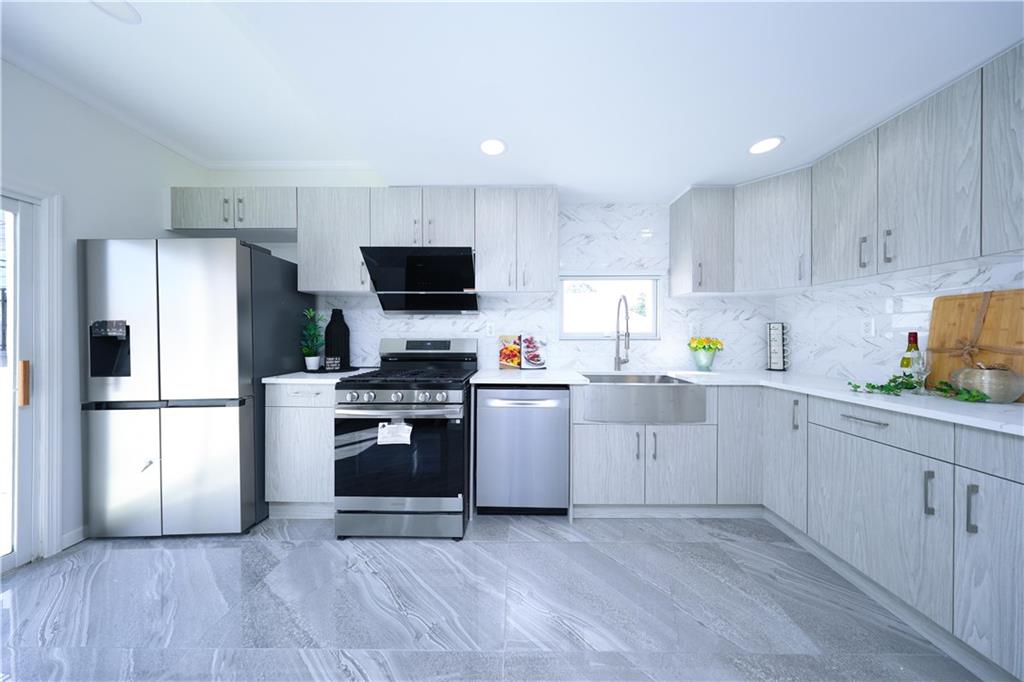 18 Cyrus Avenue Image 5