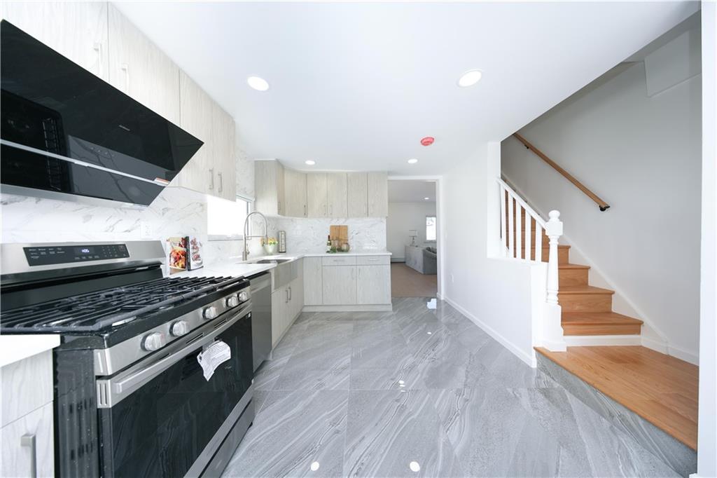 18 Cyrus Avenue, Brooklyn, New York, 11229 image 6