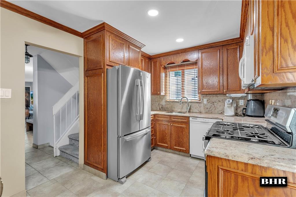 6 Mulberry Avenue, Staten  Island, New York, 10314 image 6