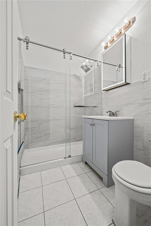 330 Lenox Road 3T Image 4