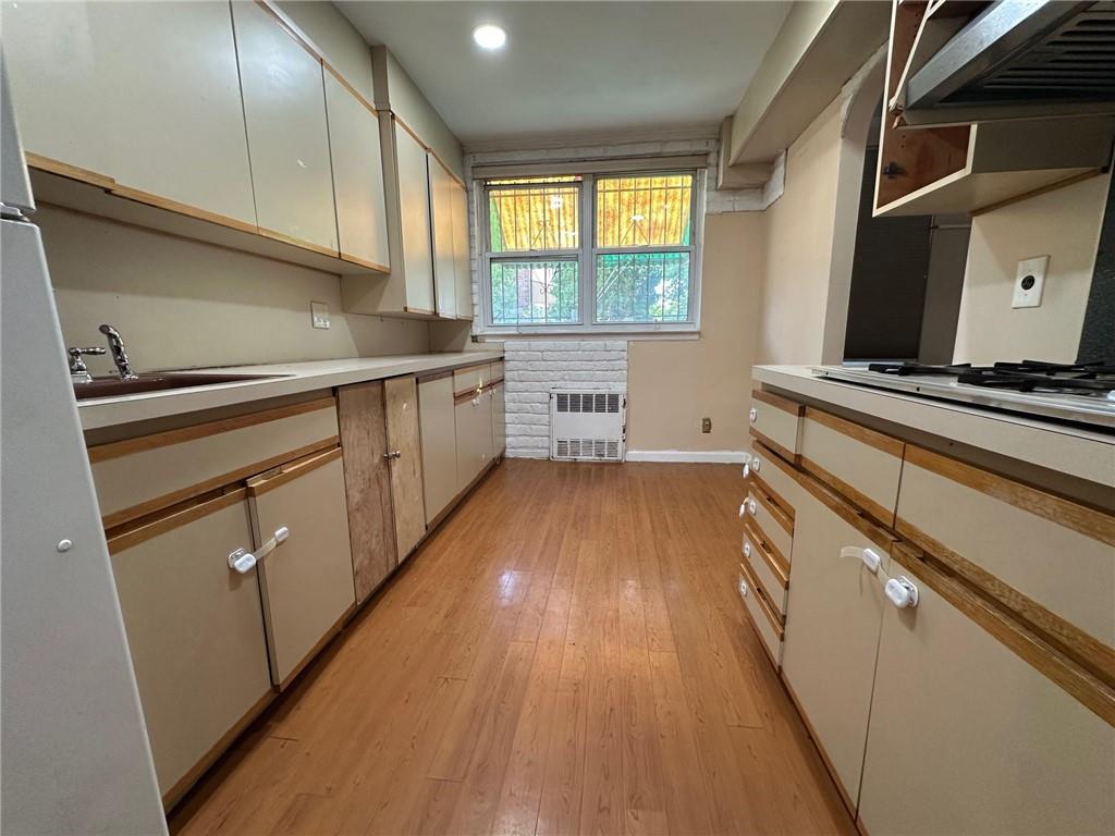 218 Highlawn Avenue Image 5