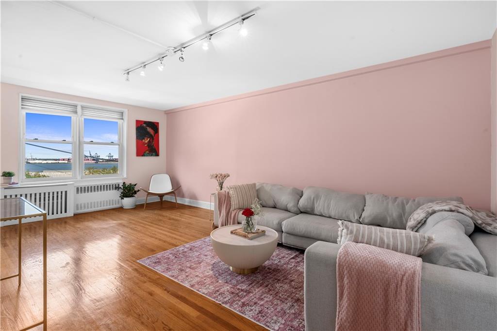 36 Hamilton Avenue 2E, Shelter Island, New York, 10301