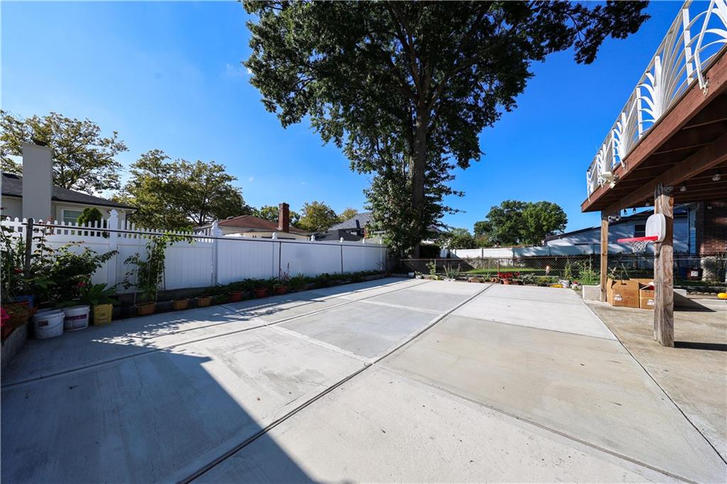 158 Mann Avenue, Staten  Island, New York, 10314 image 17