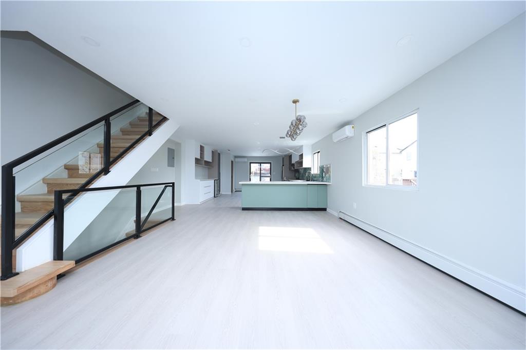 49 Gadsen Place, Staten  Island, New York, 10314 image 6