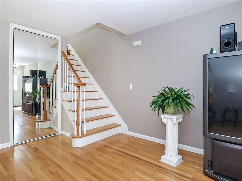 1317 Rockland Avenue Image 5