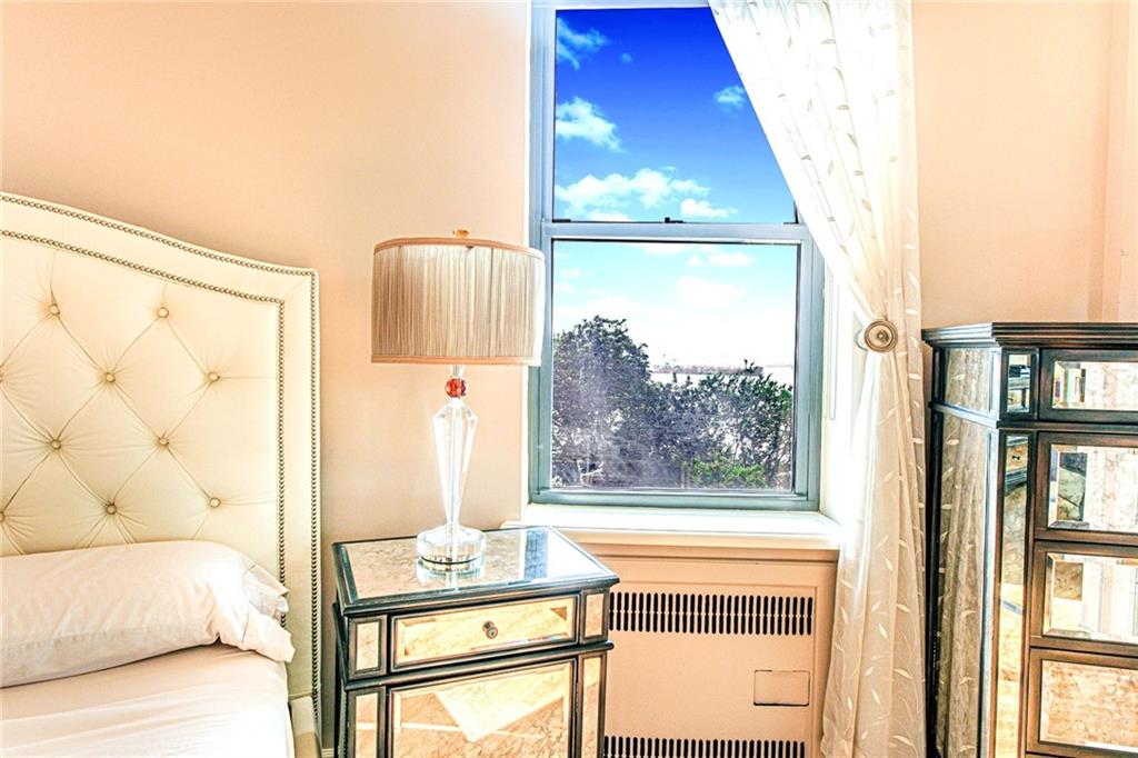 7119 Shore Road 4K, Brooklyn, New York, 11209 image 15