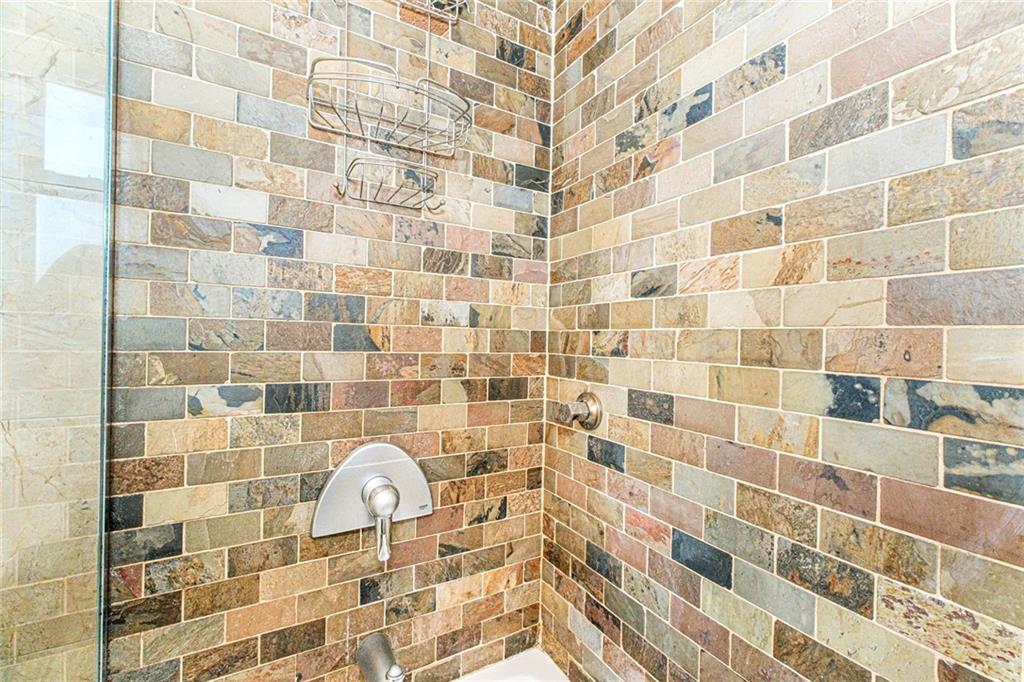 7119 Shore Road 4K, Brooklyn, New York, 11209 image 18