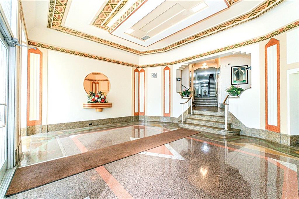 7119 Shore Road 4K, Brooklyn, New York, 11209 image 31