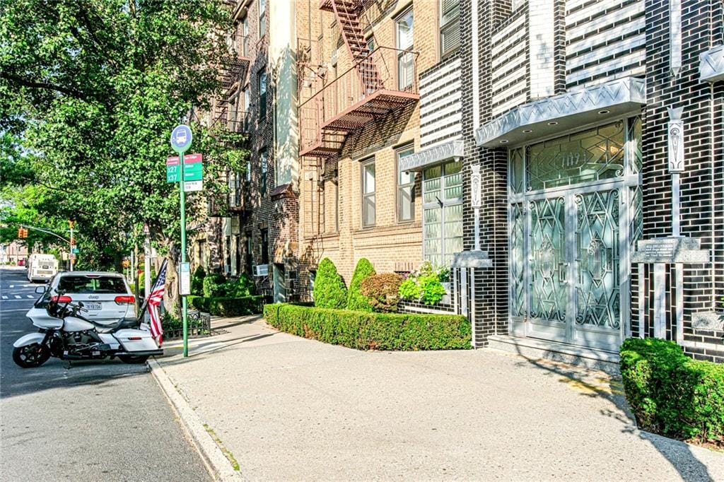 7119 Shore Road 4K, Brooklyn, New York, 11209 image 36