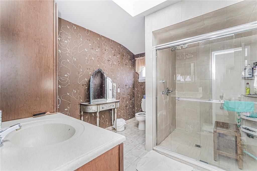 98 Cotter Avenue, Staten  Island, New York, 10306 image 13