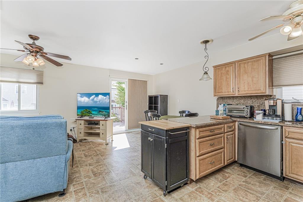 98 Cotter Avenue, Staten  Island, New York, 10306 image 7