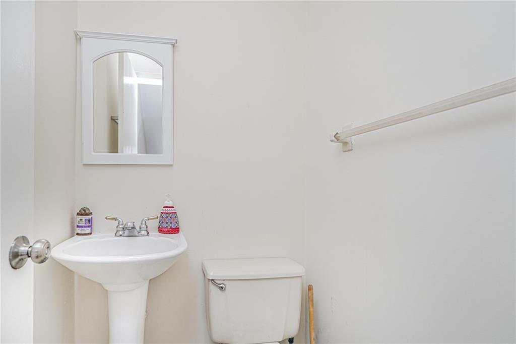 98 Cotter Avenue, Staten  Island, New York, 10306 image 9