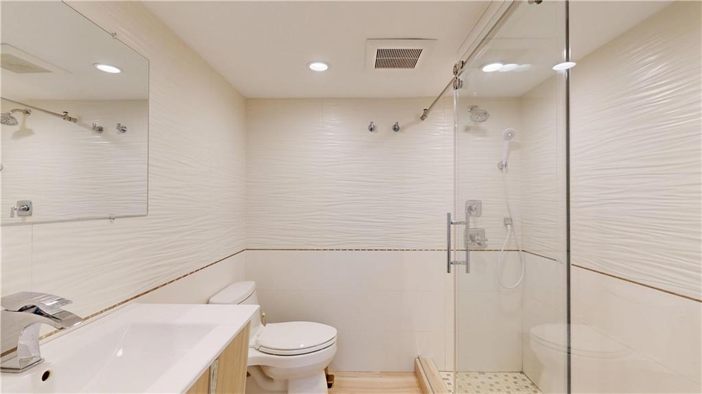 55 Nicole Loop, Staten  Island, New York, 10301 image 21