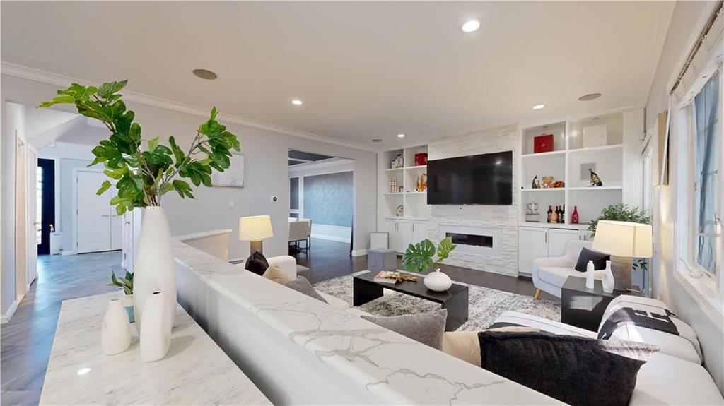 55 Nicole Loop, Staten  Island, New York, 10301 image 6