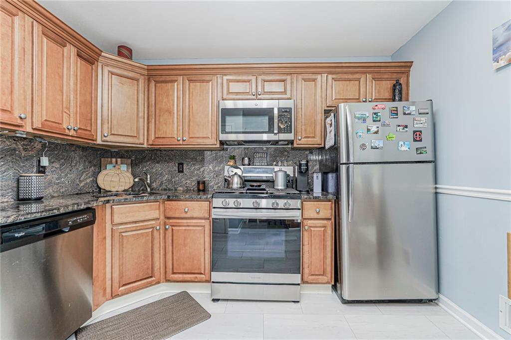 339 Abingdon Avenue, Staten  Island, New York, 10308 image 12