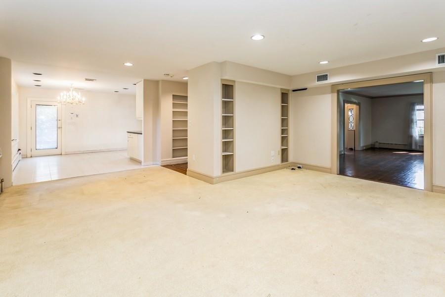 8038 Harbor View Terrace, Brooklyn, New York, 11209 image 17