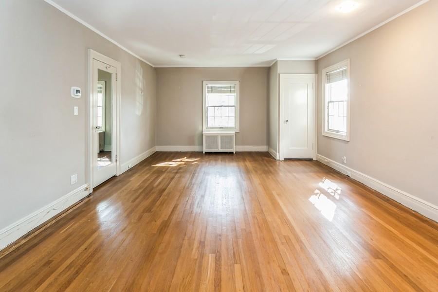 8038 Harbor View Terrace, Brooklyn, New York, 11209 image 32
