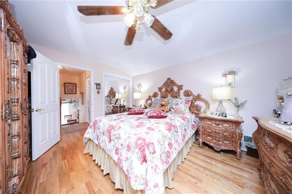 22 Hewitt Avenue, Staten  Island, New York, 10301 image 15