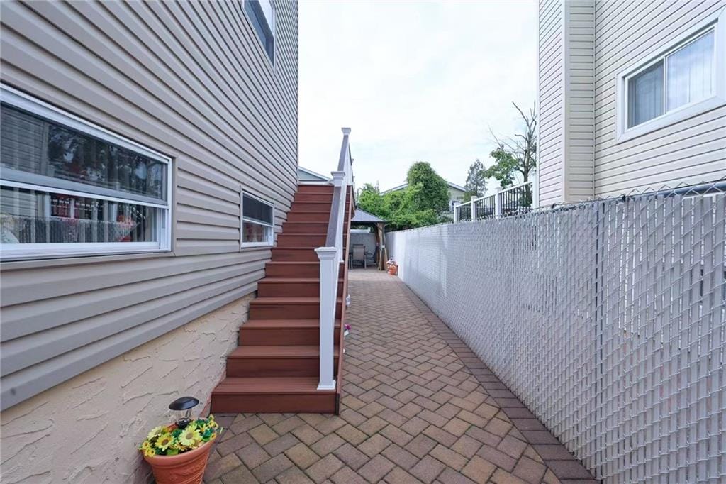 22 Hewitt Avenue, Staten  Island, New York, 10301 image 6