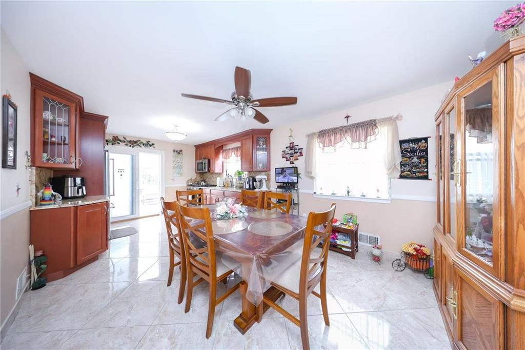 22 Hewitt Avenue, Staten  Island, New York, 10301 image 7