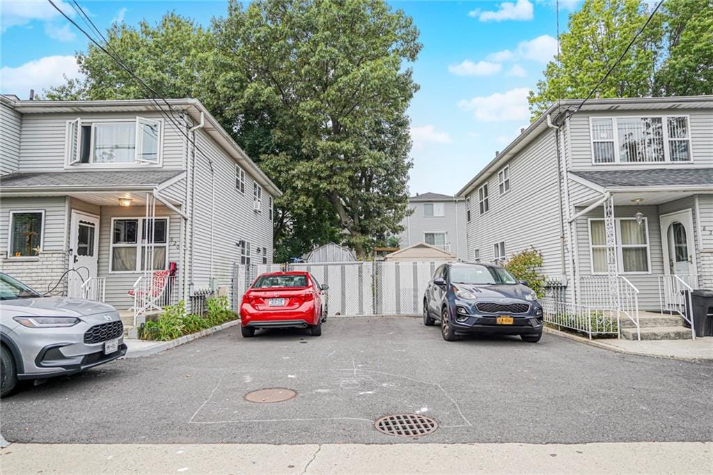 816 Bloomingdale Road Image 3