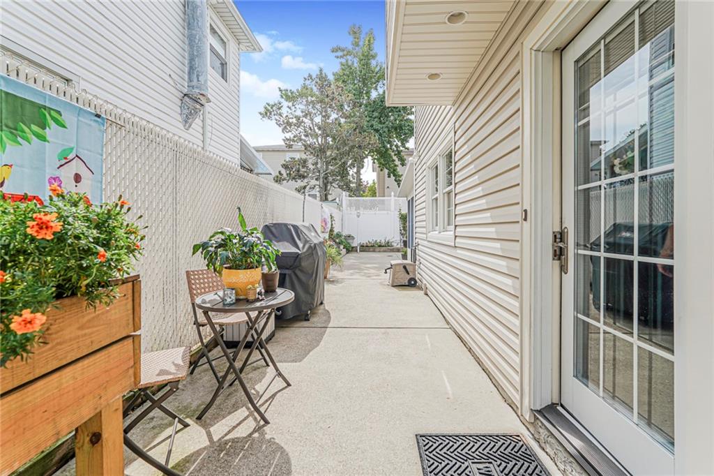 260 Thomas Street, Staten  Island, New York, 10306 image 22
