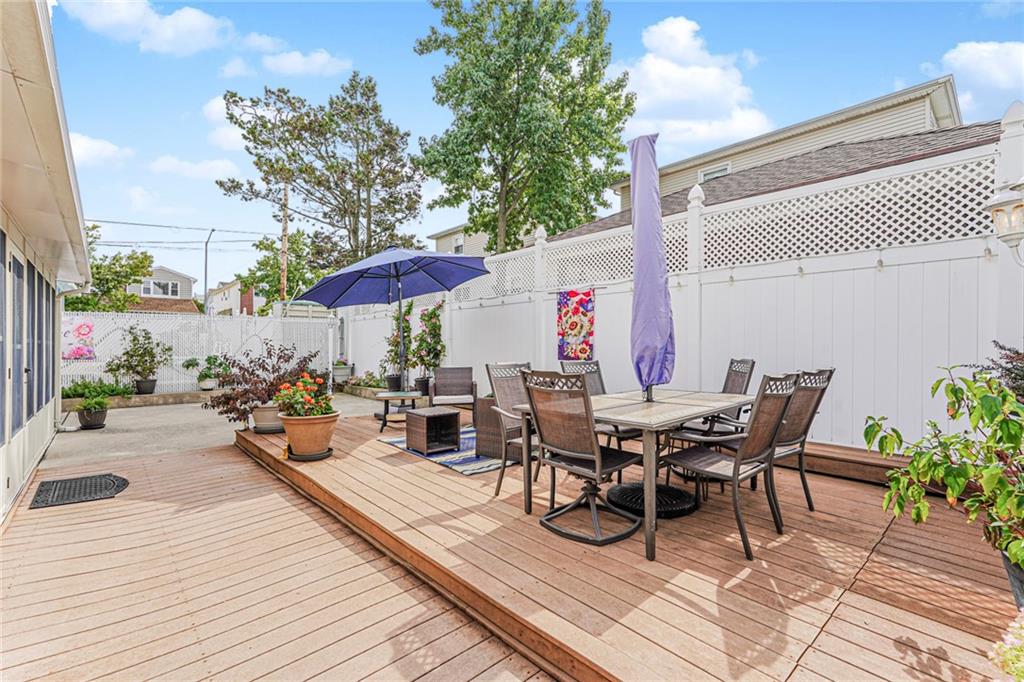 260 Thomas Street, Staten  Island, New York, 10306 image 25