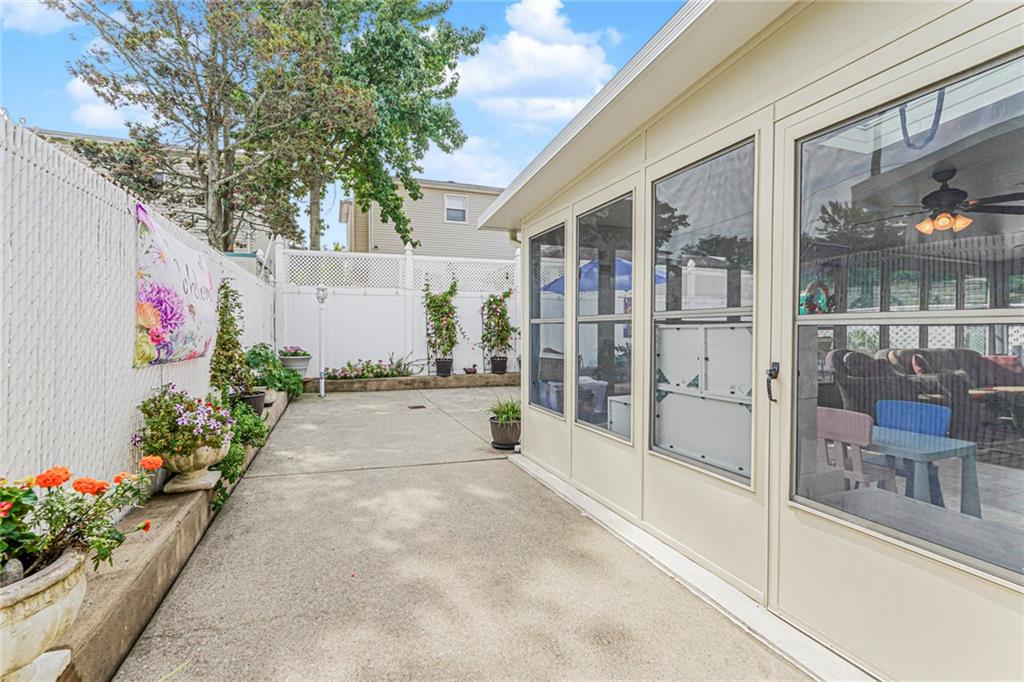 260 Thomas Street, Staten  Island, New York, 10306 image 26