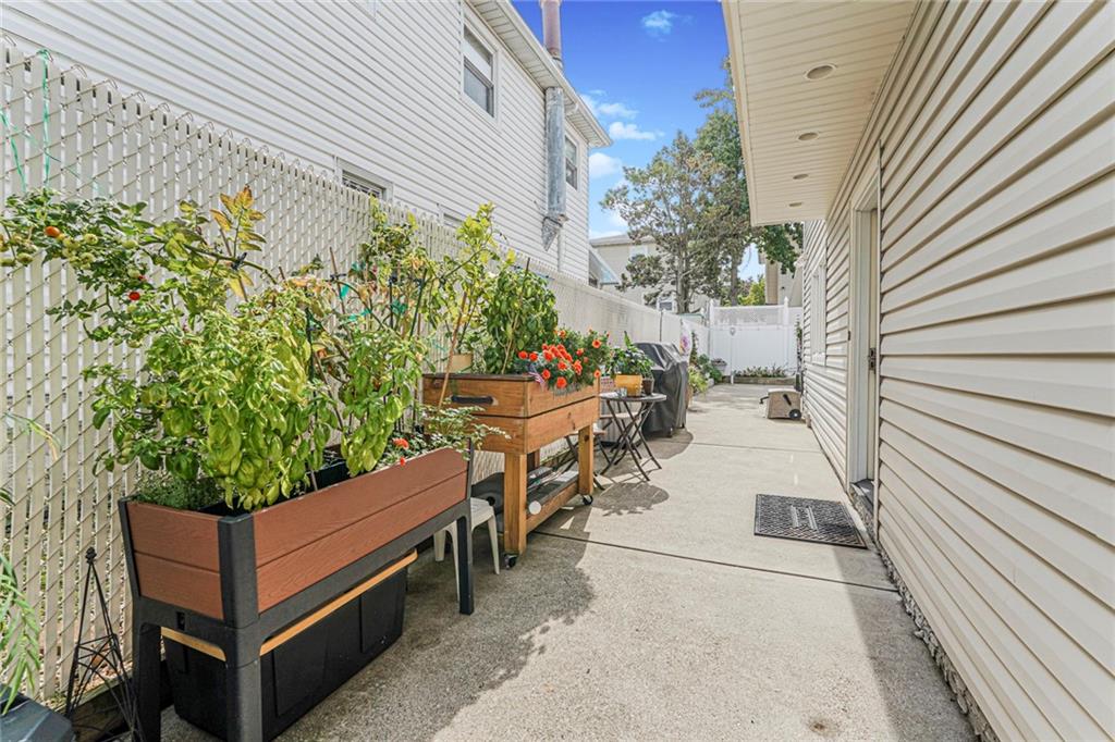260 Thomas Street, Staten  Island, New York, 10306 image 27