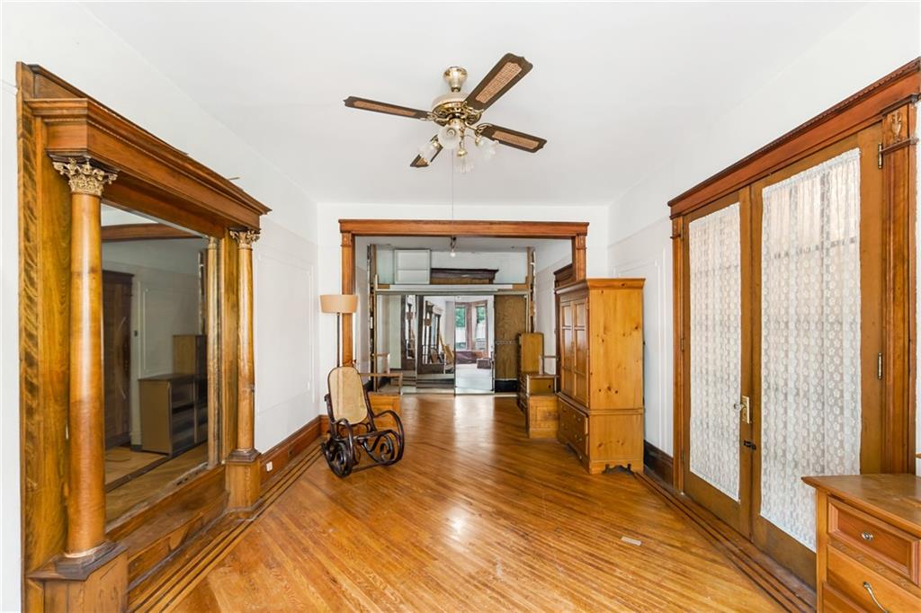 256 Ovington Avenue Image 3