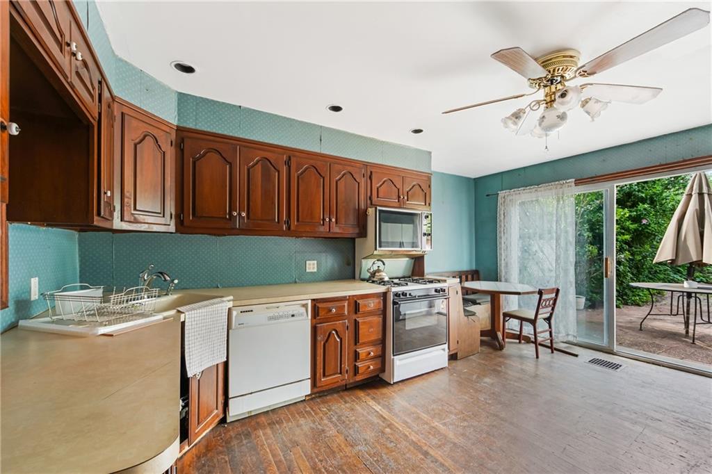 256 Ovington Avenue Image 4