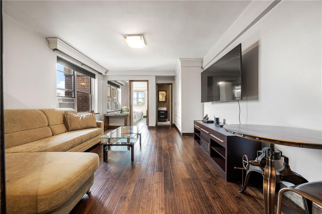 2607 Avenue O 6C Image 5