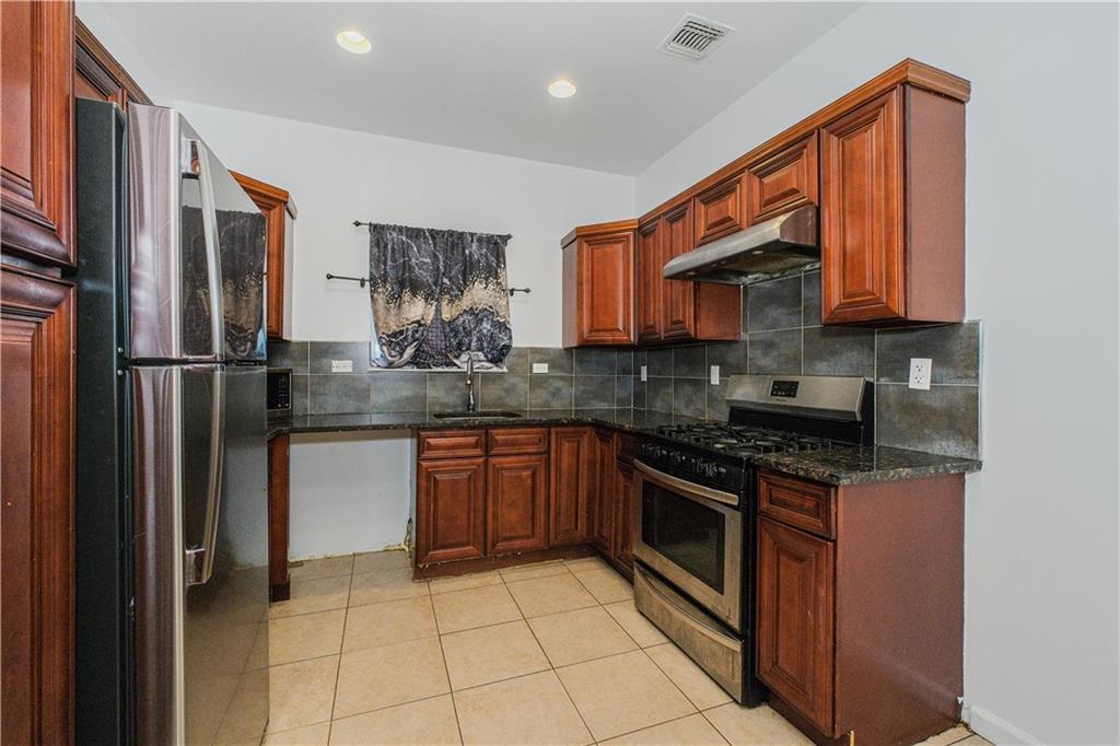 29 Stanley Avenue, Staten  Island, New York, 10301 image 8