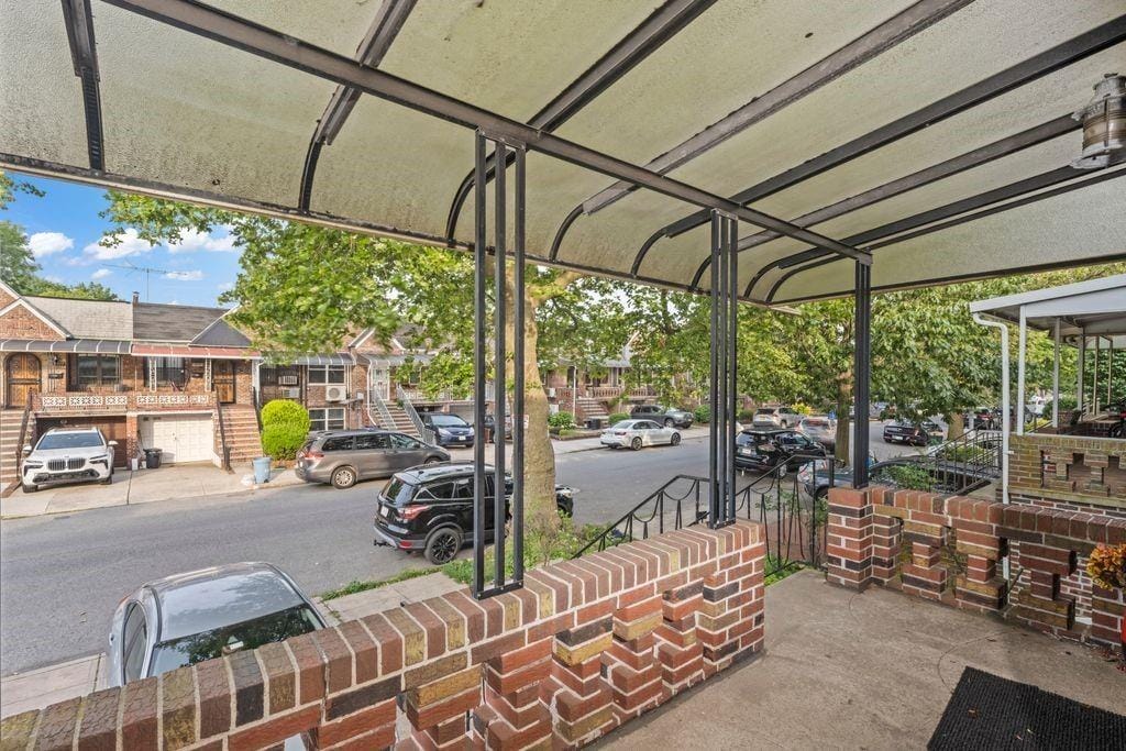 2320 East 26th Street Image 3