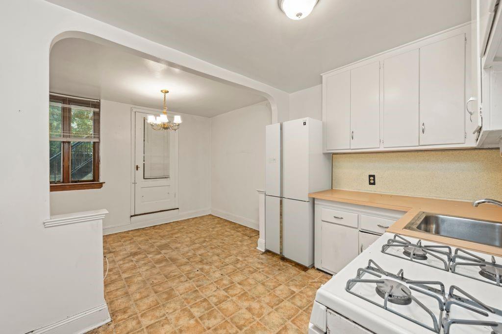 2320 East 26th Street, Brooklyn, New York, 11229 image 36