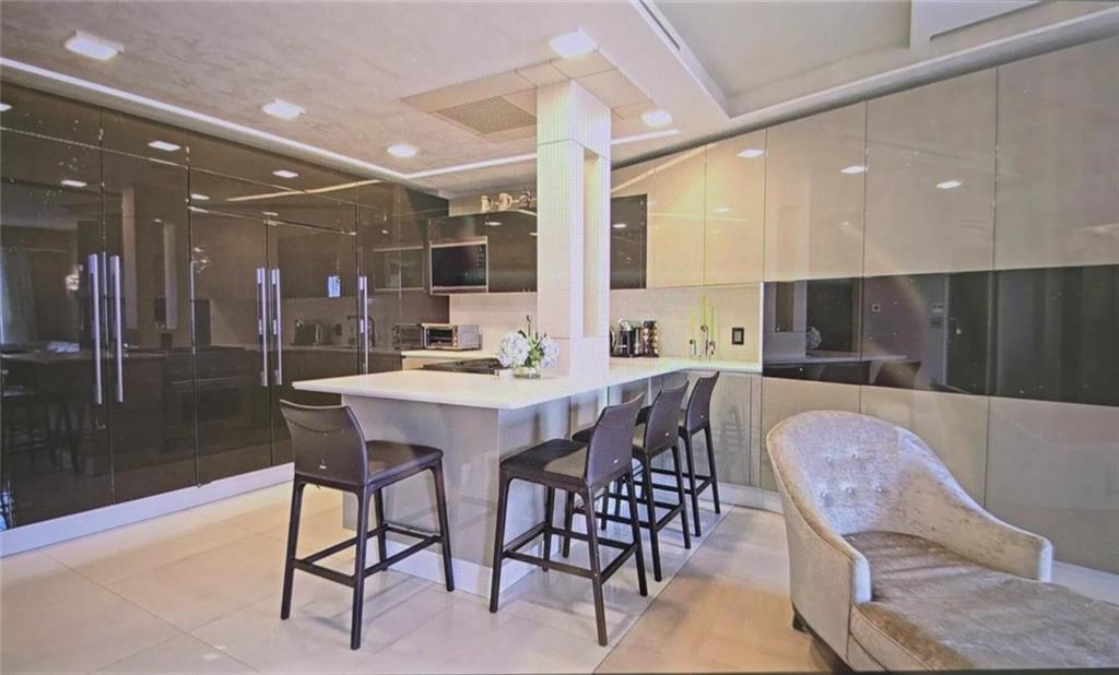 60 Oceana Drive 8C Image 4