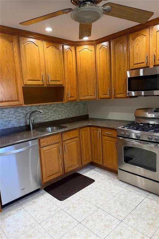 8686 Bay 16th Street Image 5
