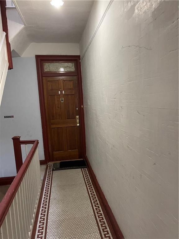 761 East 9th Street Image 4